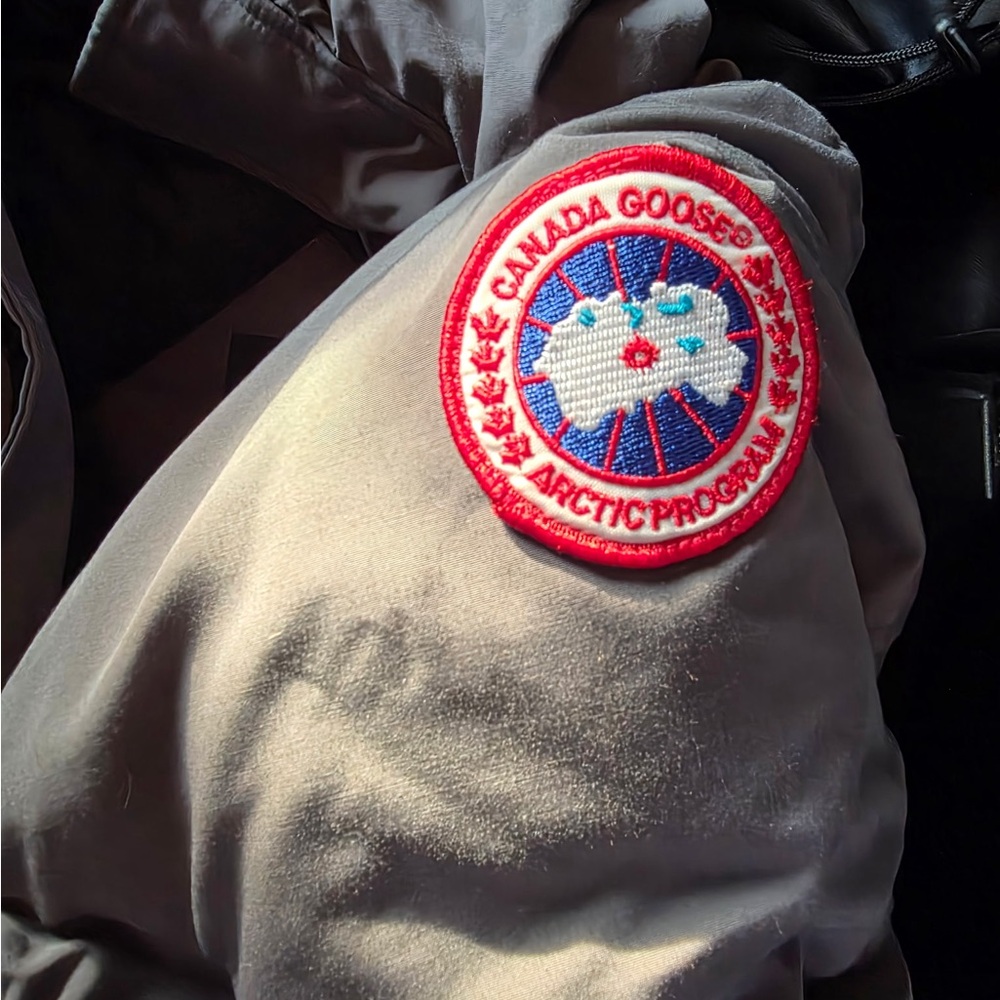 Canada Goose Gray Jacket With Red Patch - image 1
